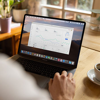 开云体育入口-摩洛哥队在巴黎奥运会男足比赛中展现出高效的传球配合，摩洛哥足球队主力