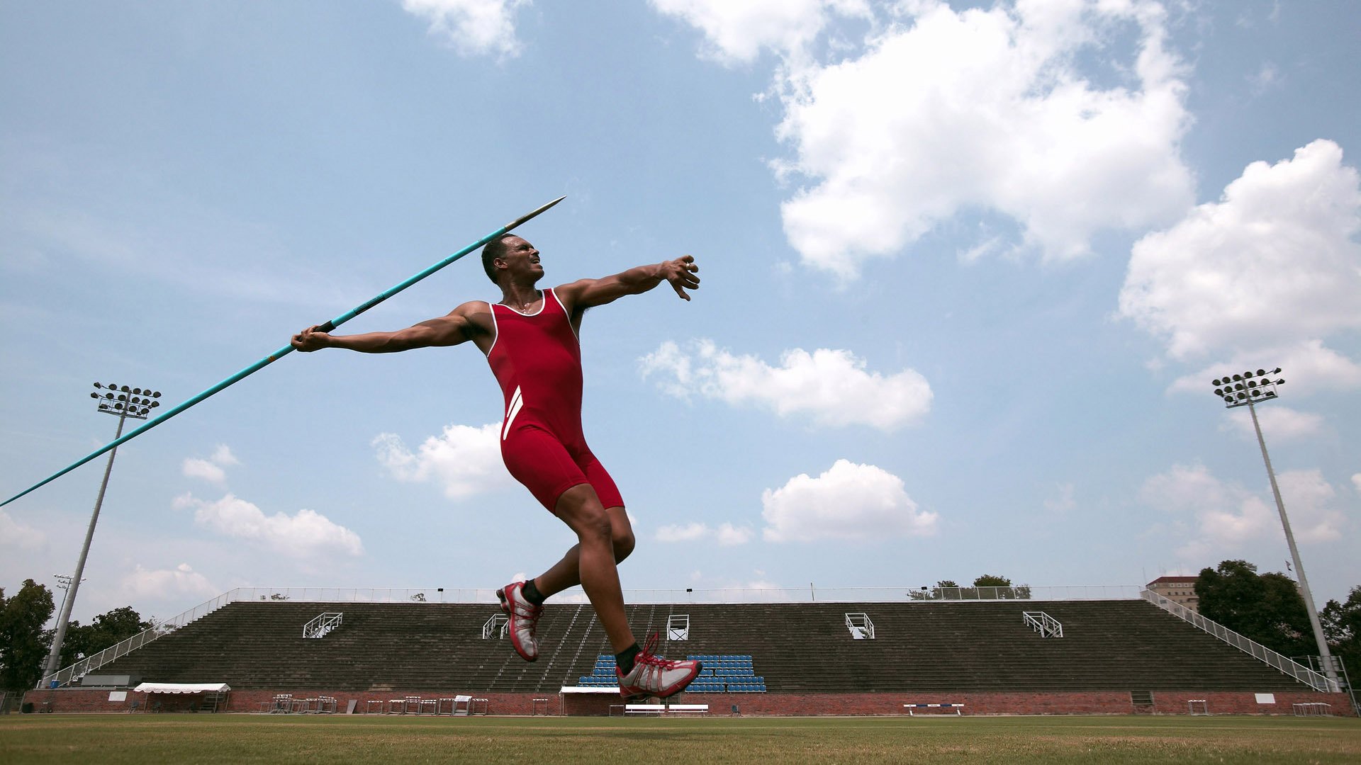 开云体育APP-_瑜伽运动节：身心放松的绝佳选择_，练瑜伽放松身心的音乐